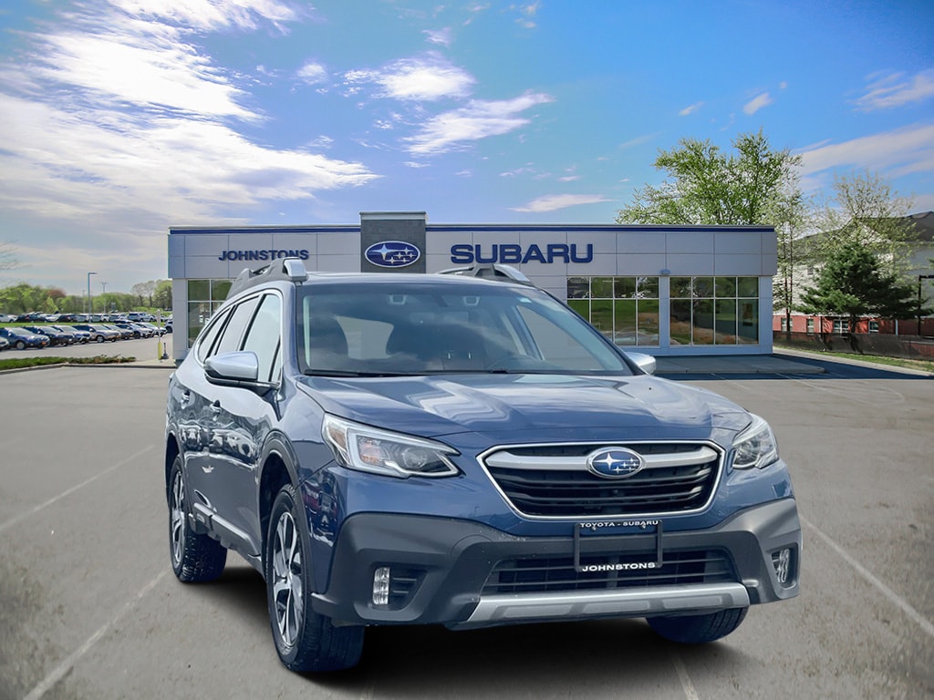 2022 Subaru Outback Touring's photo