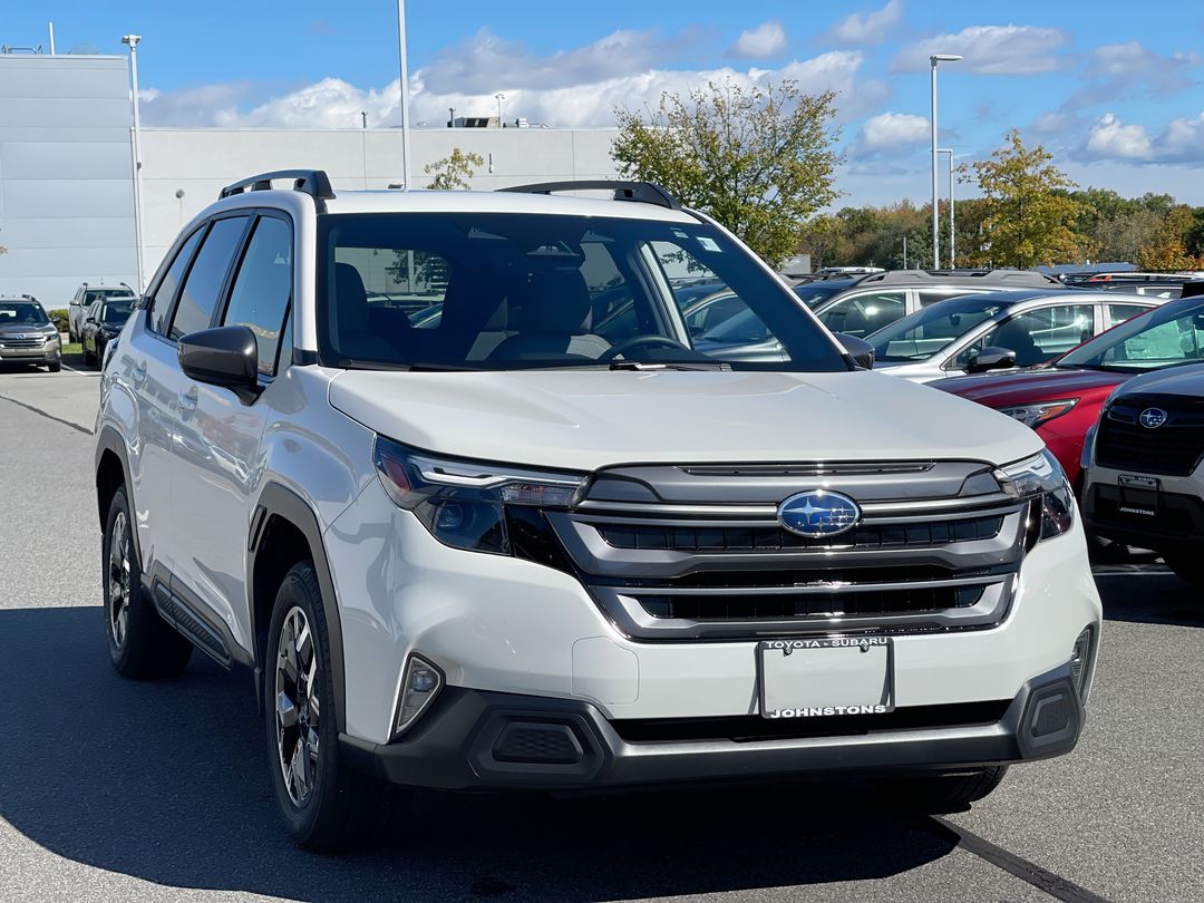 2025 Subaru Forester Premium's photo