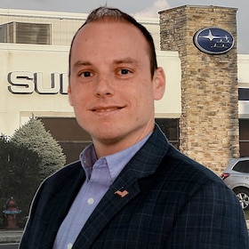 Staff member Chris Lee from ID_cc80bf947db7