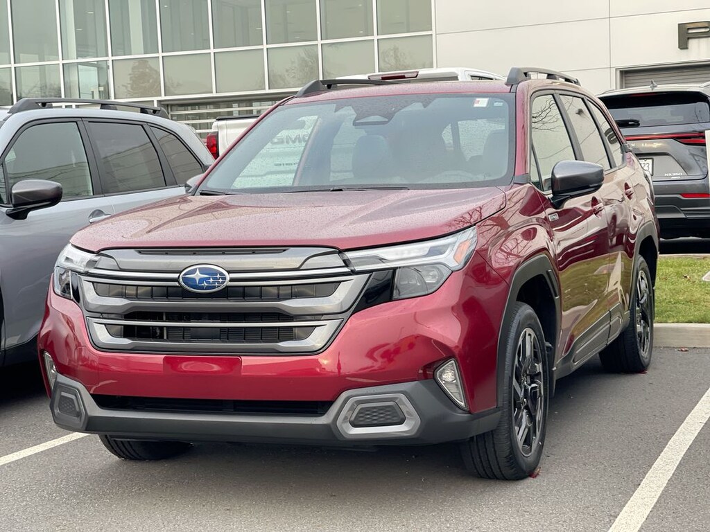 New 2025 Subaru Forester Hybrid Limited SUV