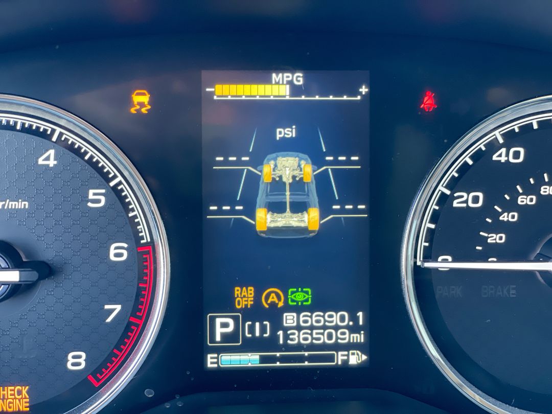 2021 Subaru Forester Touring photo 3