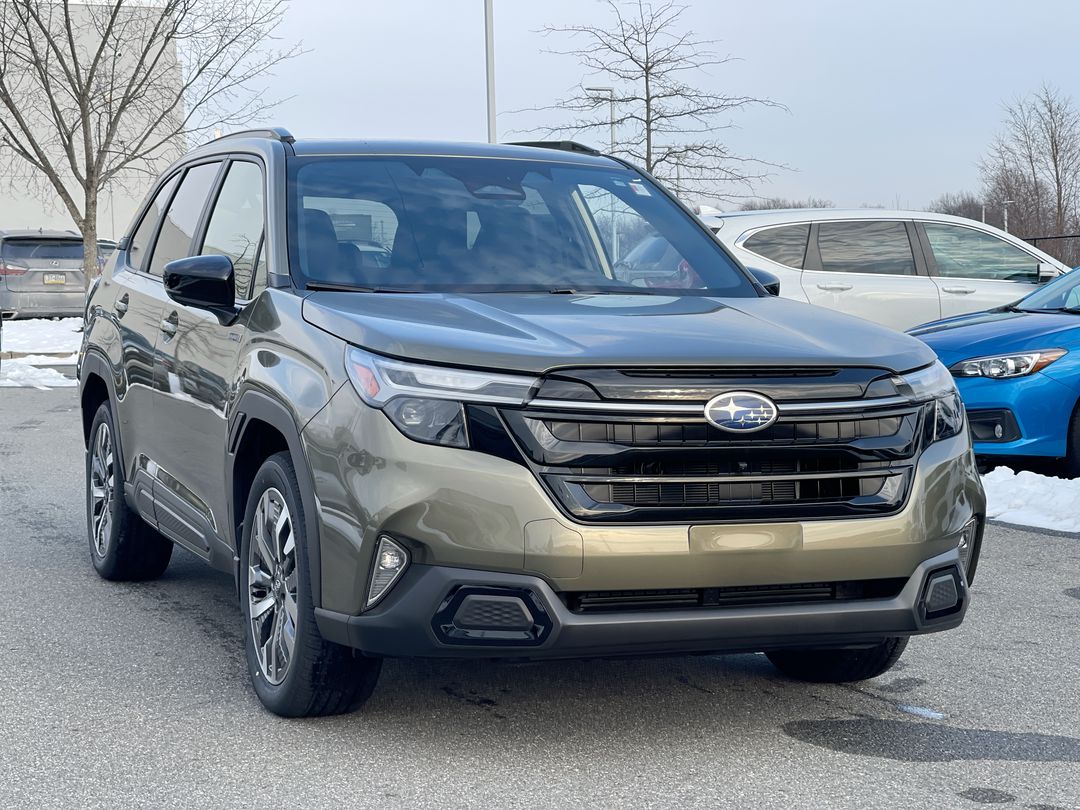 2025 Subaru Forester Touring's photo