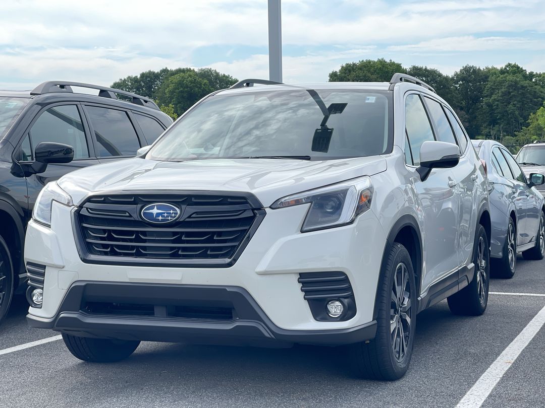 2024 Subaru Forester Limited photo 2
