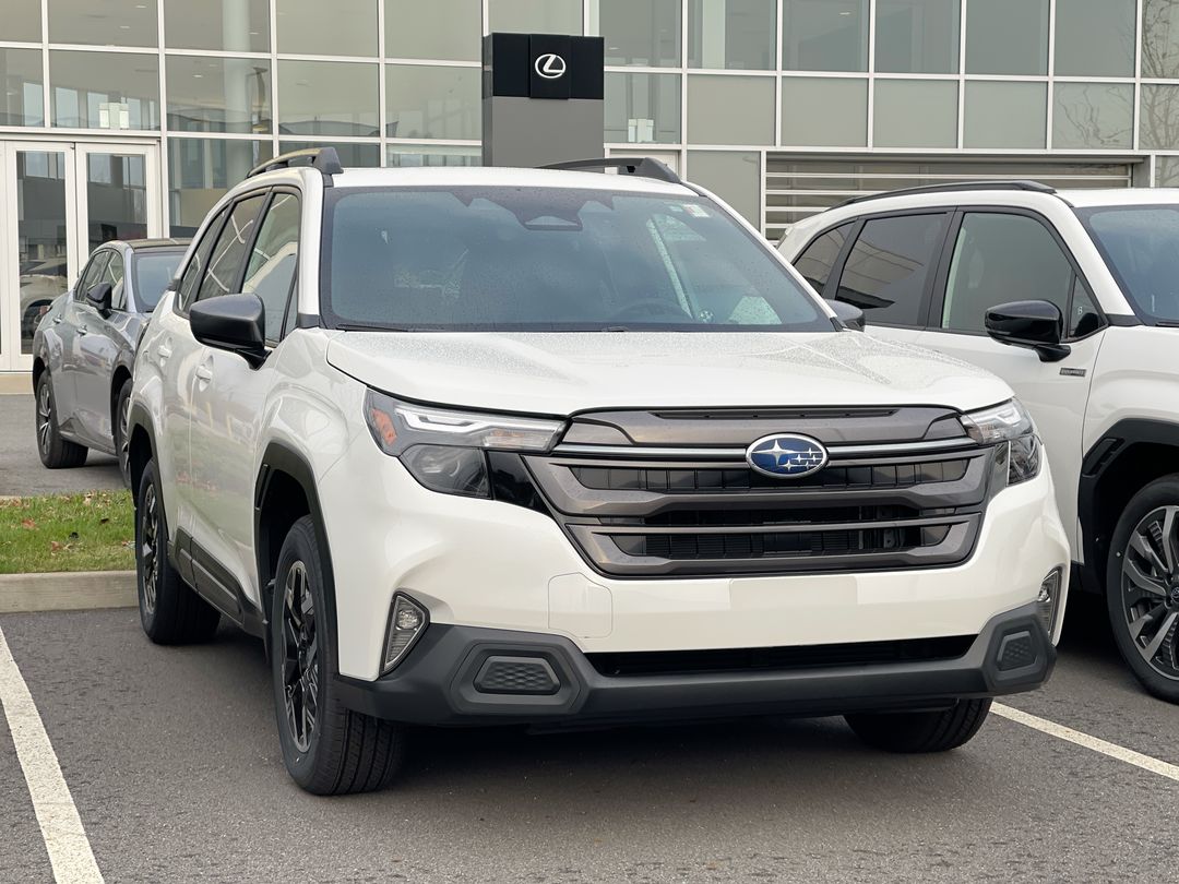 2026 Subaru Forester Premium's photo