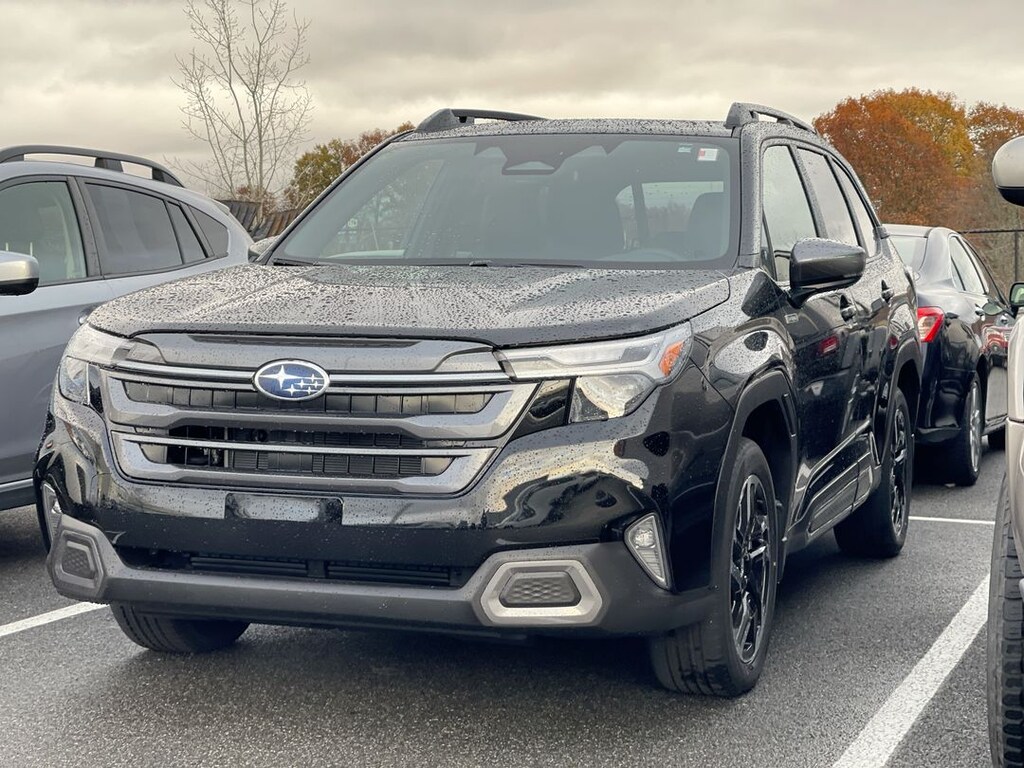 New 2025 Subaru Forester Hybrid Limited SUV