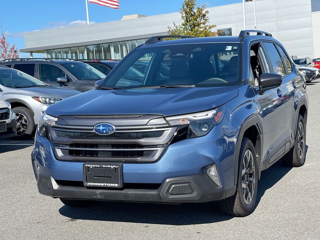 Used 2025 Subaru Forester Premium SUV