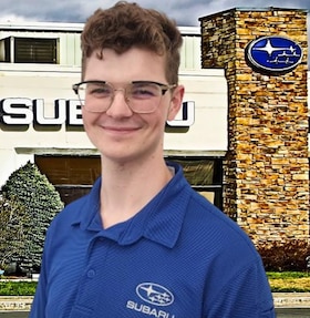 Staff member Robert Hardy from ID_b88c2f330682