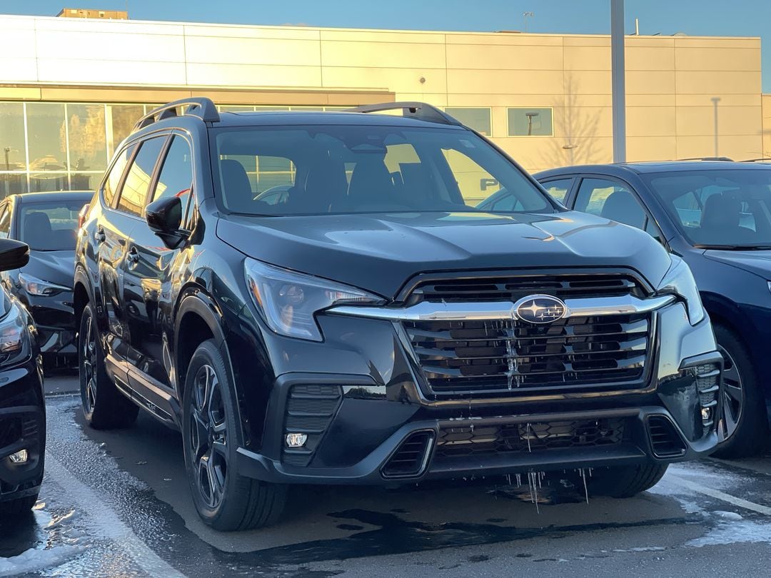 2026 Subaru Ascent Limited's photo