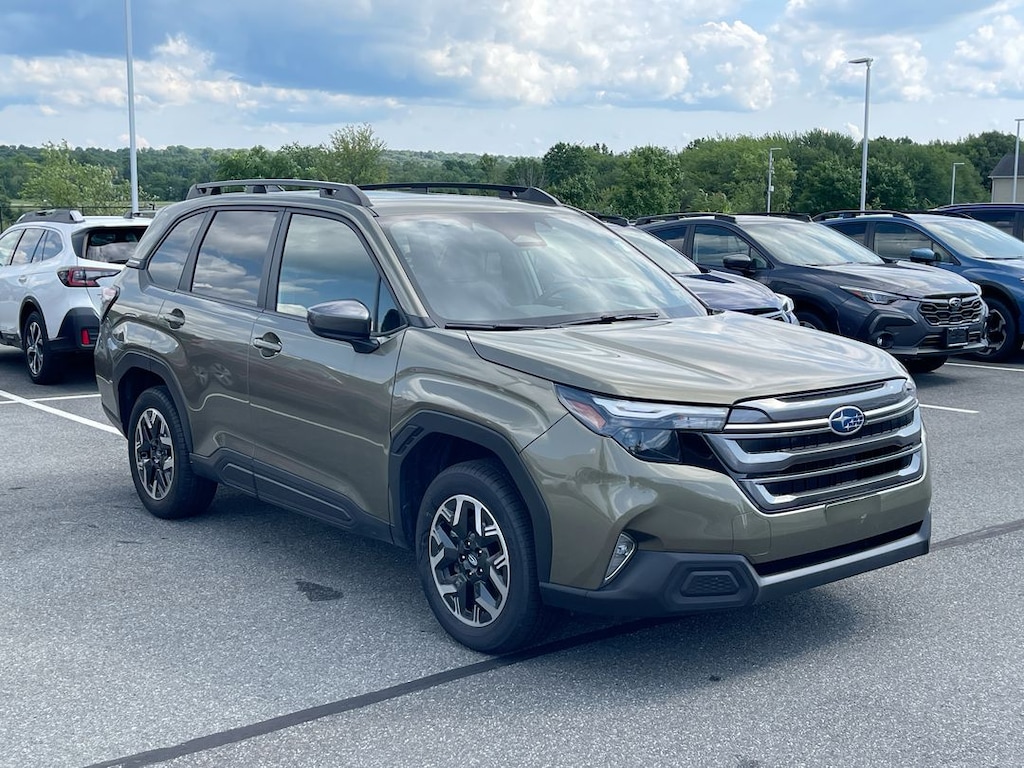 Used 2025 Subaru Forester Premium SUV