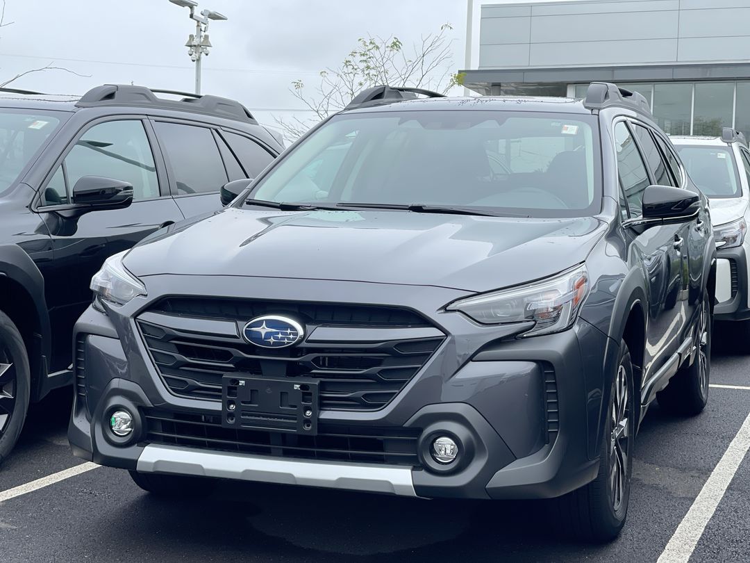 2025 Subaru Outback Limited photo 4