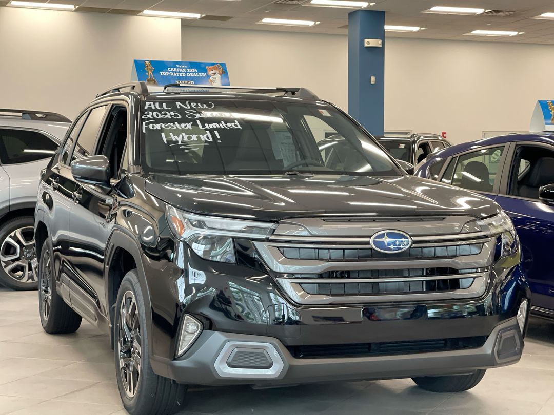 2025 Subaru Forester Limited's photo