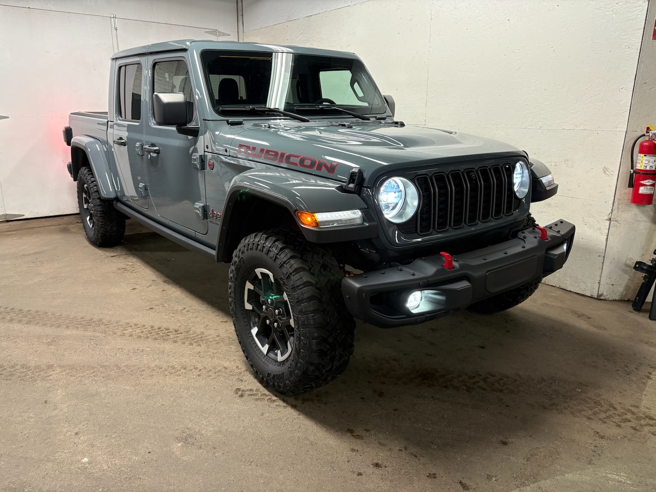 2024 Jeep Gladiator