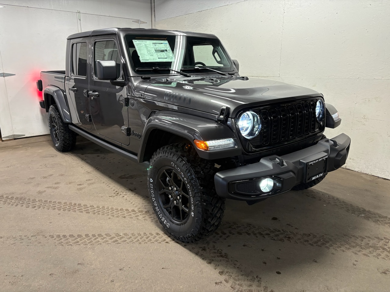 2026 Jeep Gladiator Willys Auto's photo