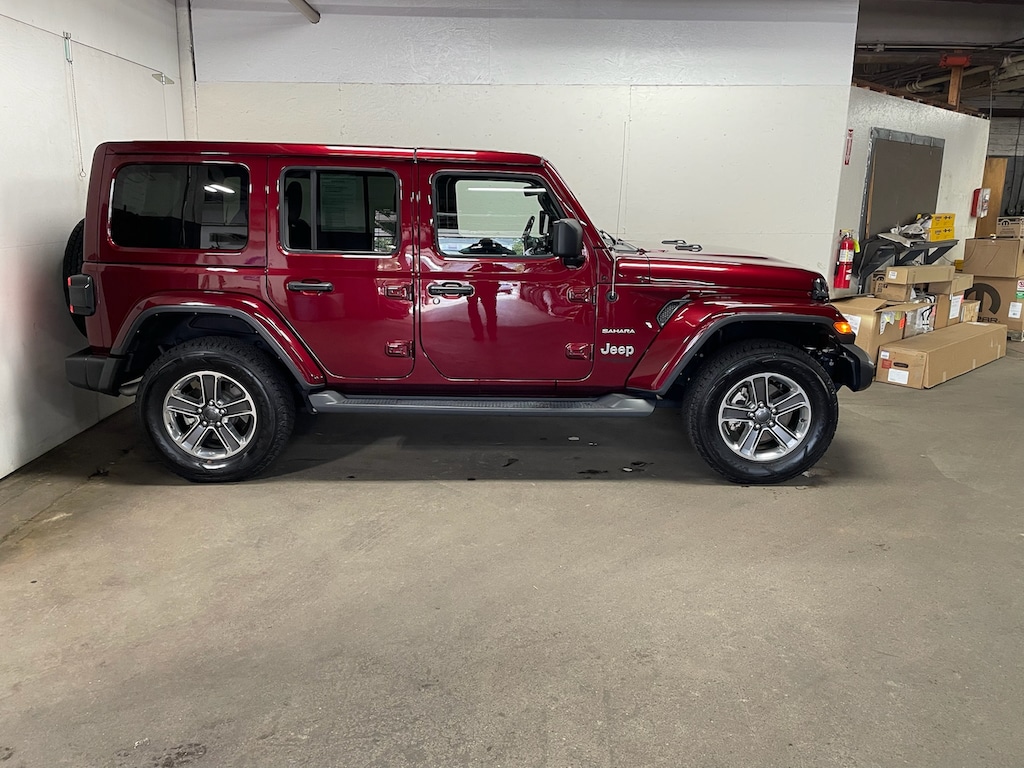 Used 2022 Jeep Wrangler Unlimited Sahara SUV