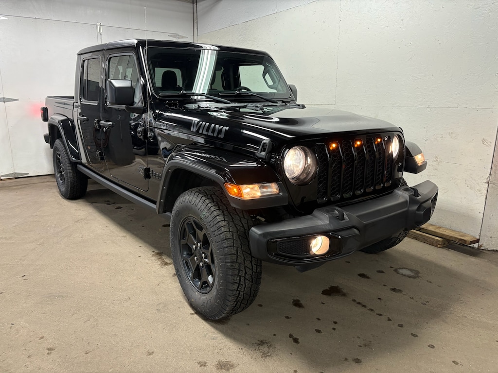 Used 2022 Jeep Gladiator Sport Truck