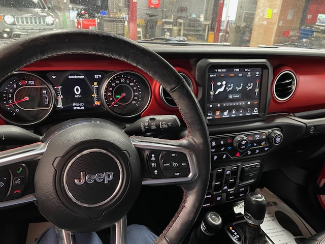 Used 2019 Jeep Wrangler Unlimited Rubicon with VIN 1C4HJXFN5KW689075 for sale in Johnstown, NY