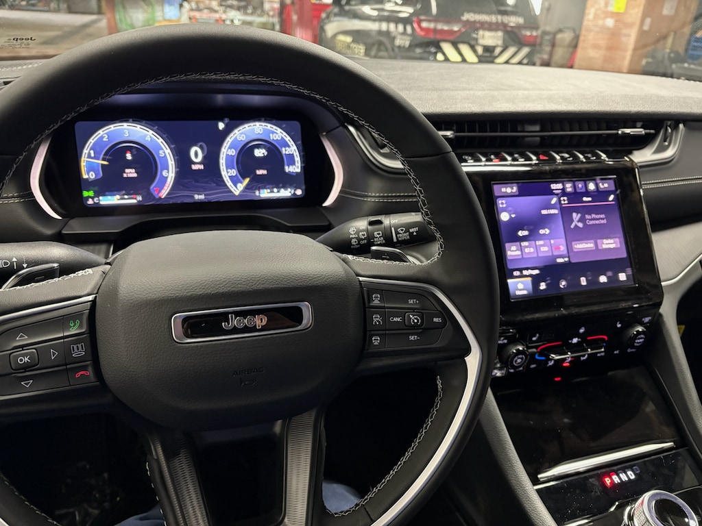 New 2026 Jeep Grand Cherokee LAREDO X 4X4 Sport Utility