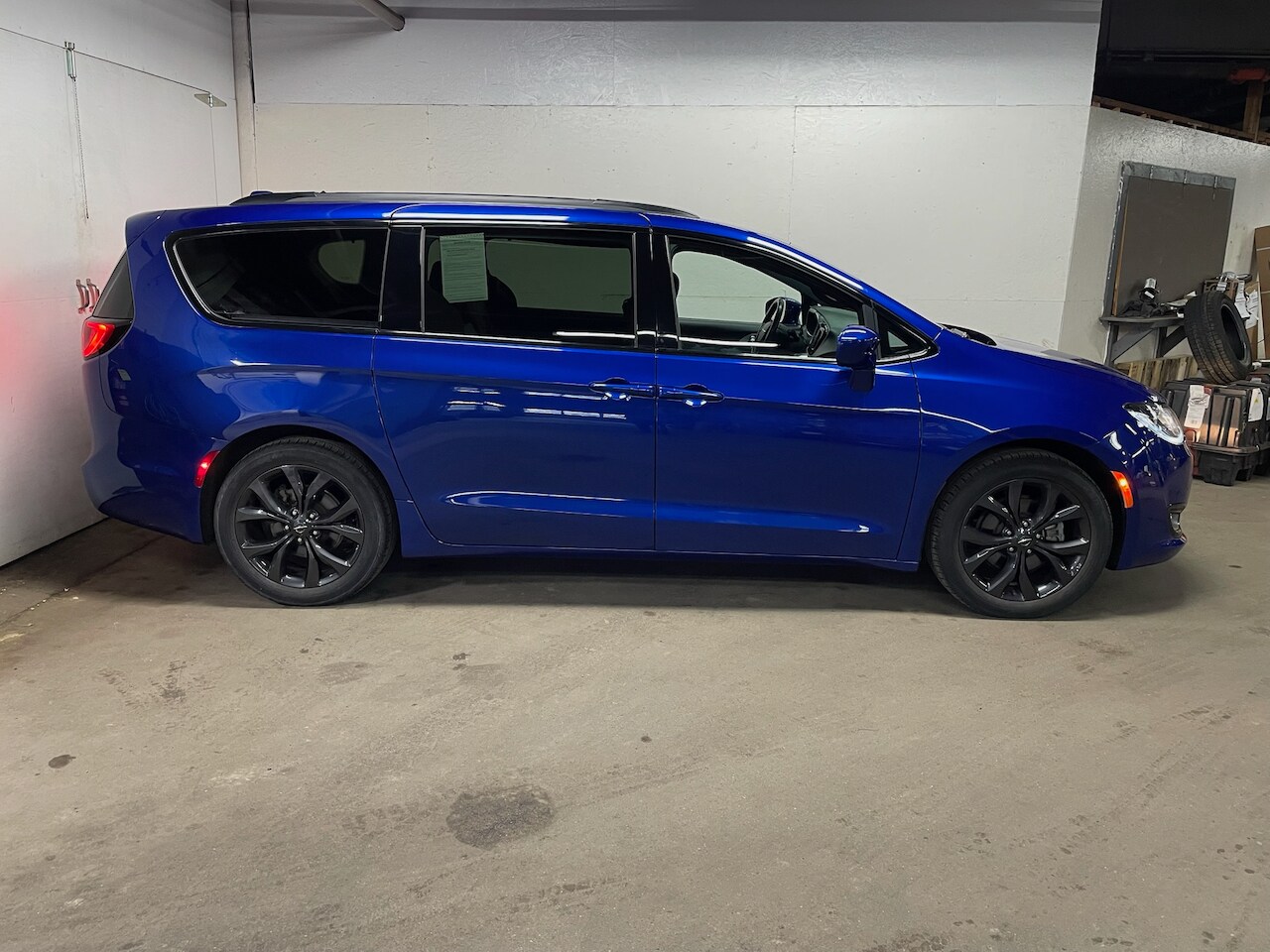 2020 Chrysler Pacifica Touring Plus photo 4