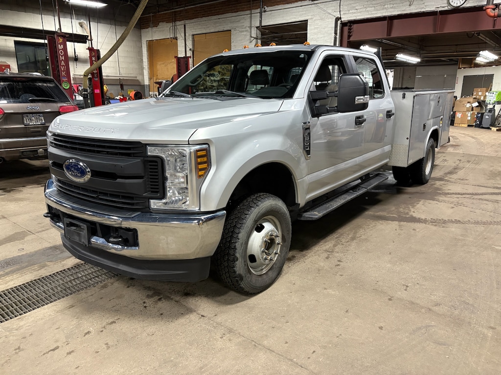 Used 2018 Ford F-350SD XL Chassis