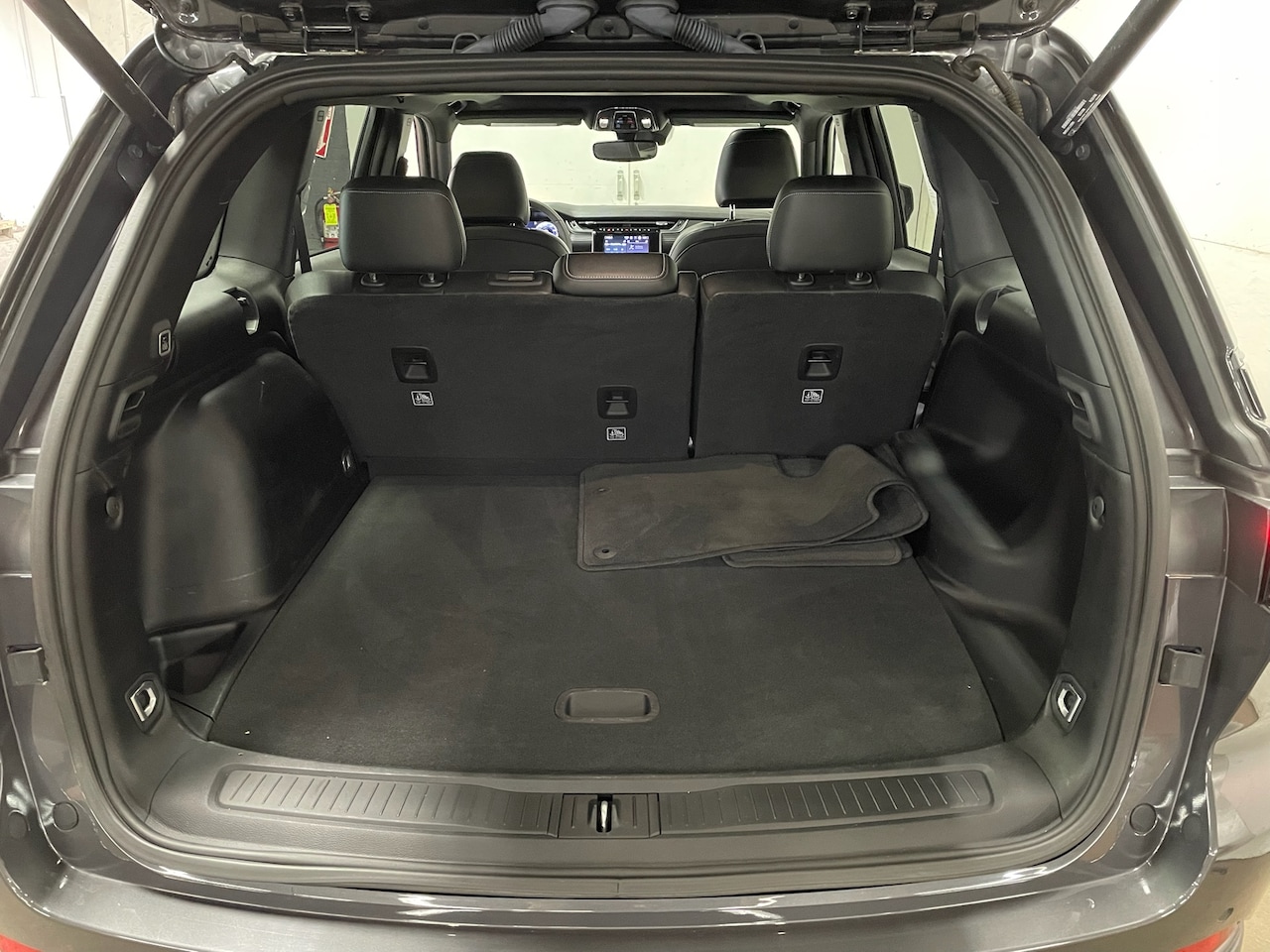 2023 Jeep Grand Cherokee Altitude - Photo 9