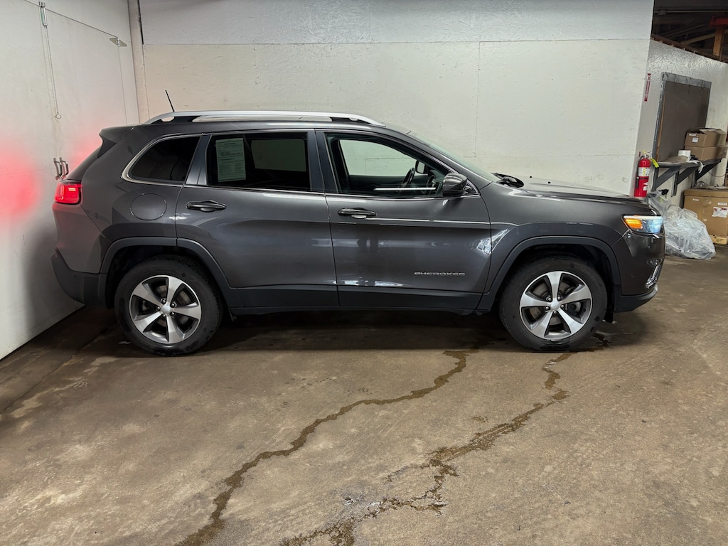 Used 2021 Jeep Cherokee Limited SUV