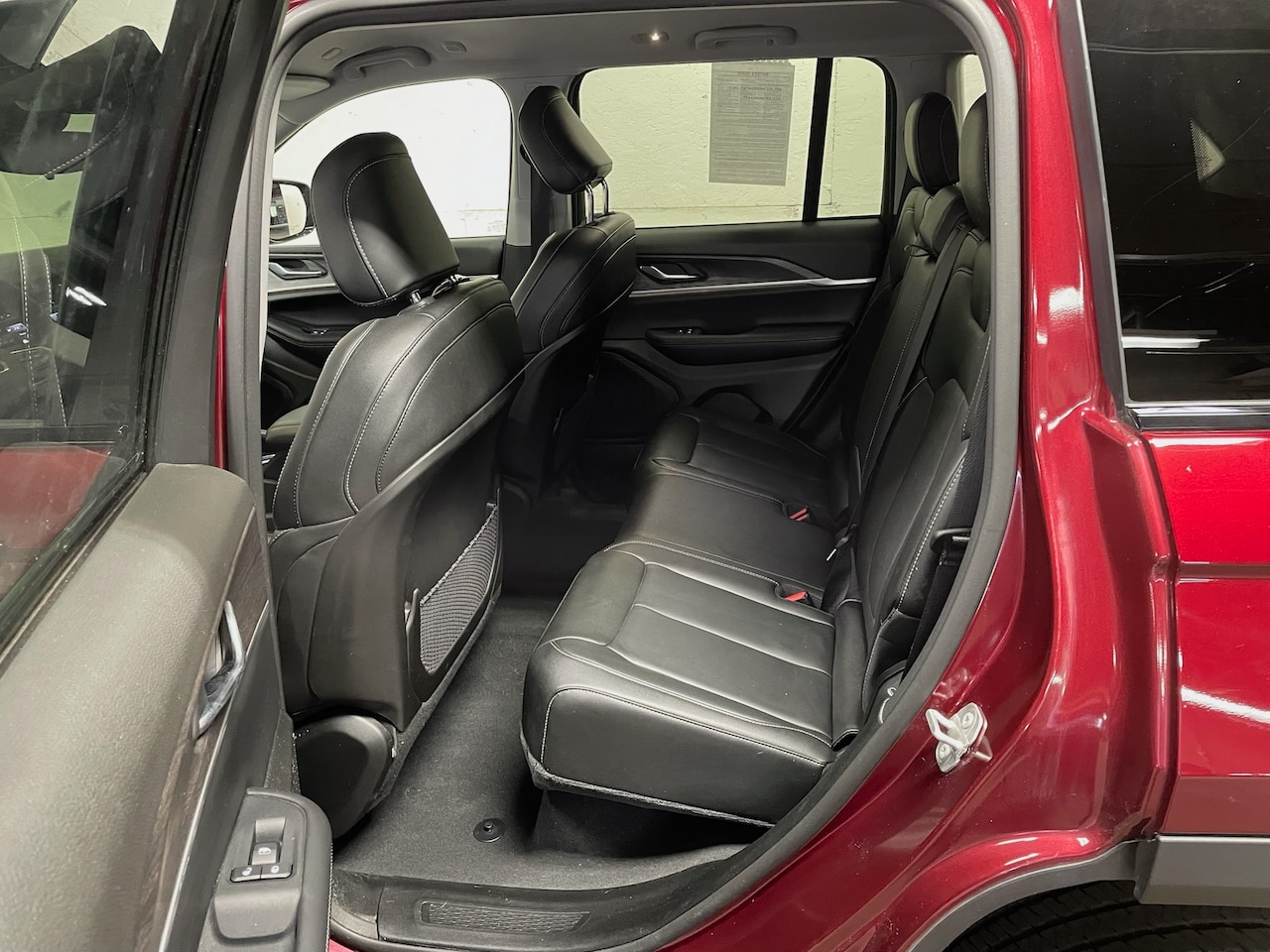2023 Jeep Grand Cherokee Limited - Photo 11