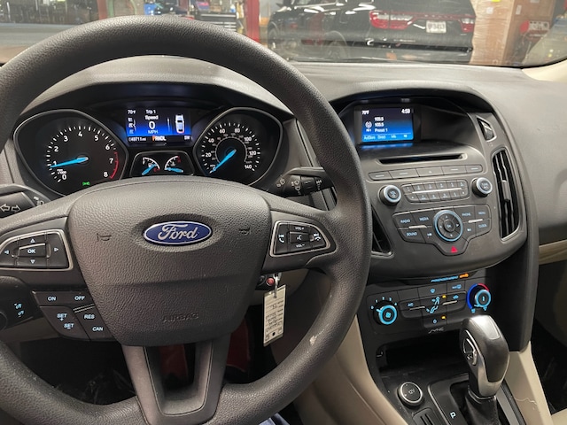 Used 2016 Ford Focus SE with VIN 1FADP3F23GL354522 for sale in Johnstown, NY