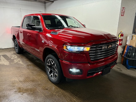 2026 Ram 1500 LARAMIE CREW CAB 4X4 5'7 BOX Pickup