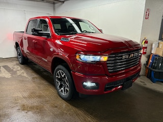 2026 Ram 1500 LARAMIE CREW CAB 4X4 5'7 BOX Pickup