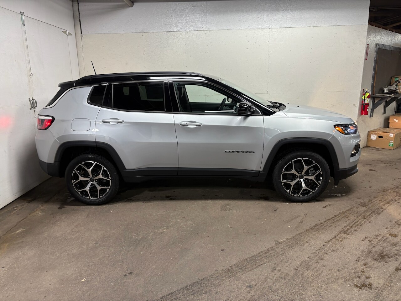 2026 Jeep Compass Limited Altitude photo 4