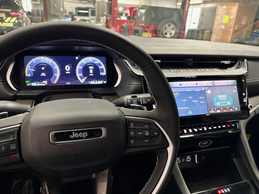 New 2026 Jeep Grand Cherokee LAREDO ALTITUDE 4X4 Sport Utility