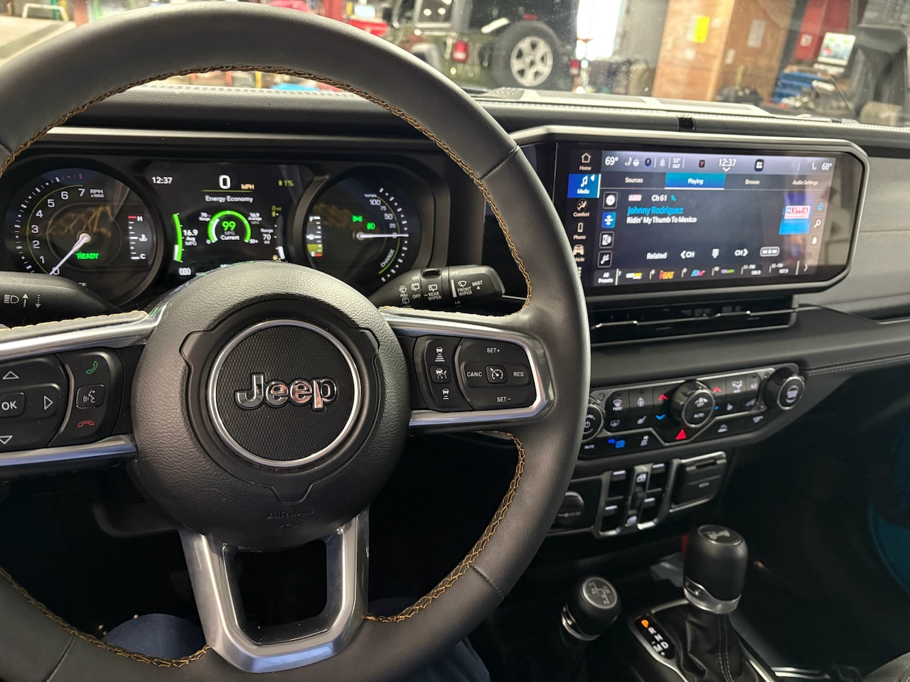 1C4RJXP6XRW232932