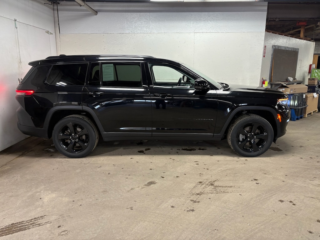 Used 2023 Jeep Grand Cherokee L Limited SUV