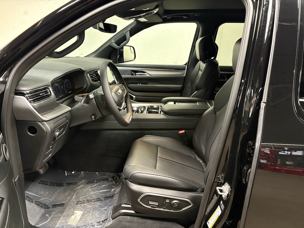 New 2026 Jeep Grand Wagoneer 4X4 Sport Utility