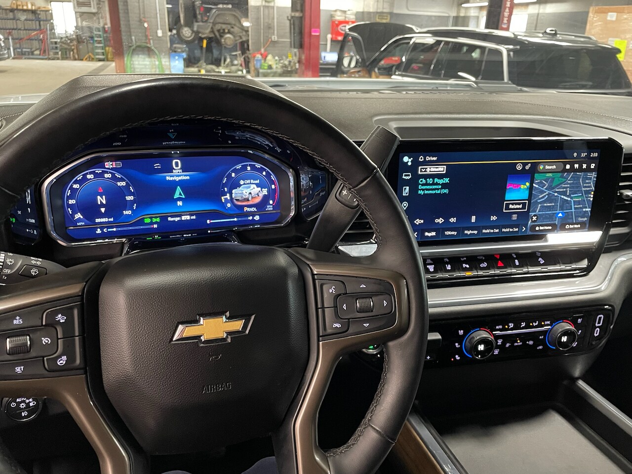 2024 Chevrolet Silverado 2500HD High Country photo 2