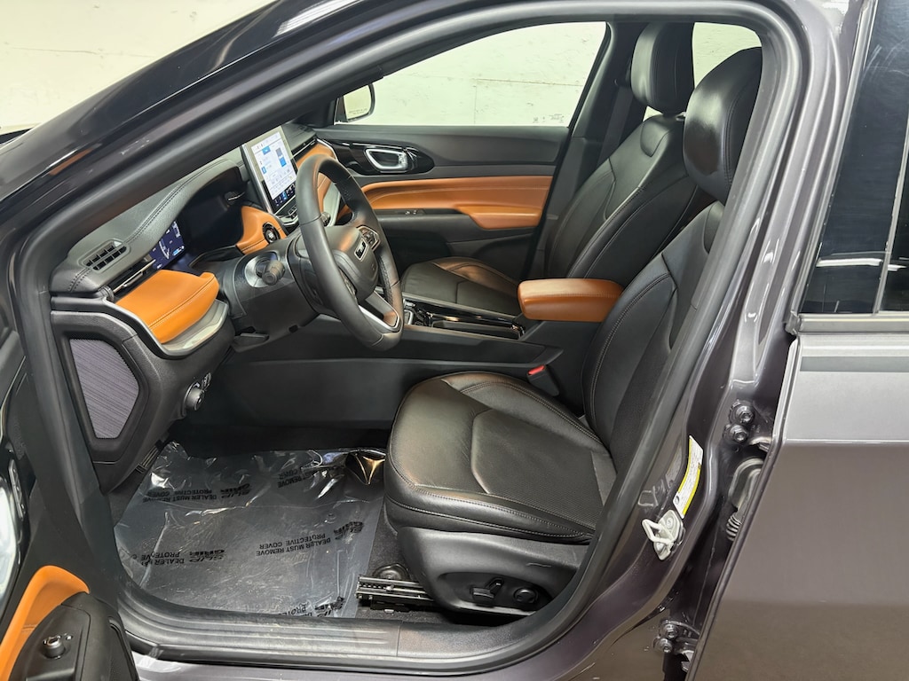 Used 2024 Jeep Compass Limited SUV