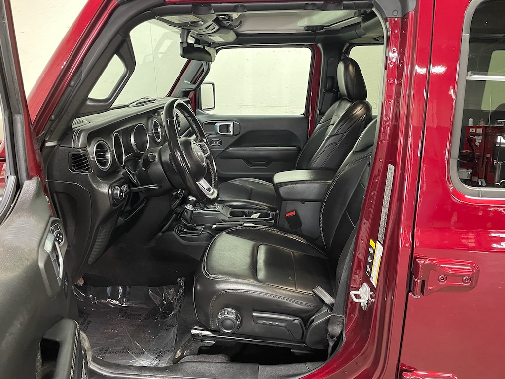 Used 2022 Jeep Wrangler Unlimited Sahara SUV