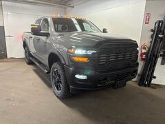 2026 Ram 2500 WARLOCK CREW CAB 4X4 6'4 BOX Pickup