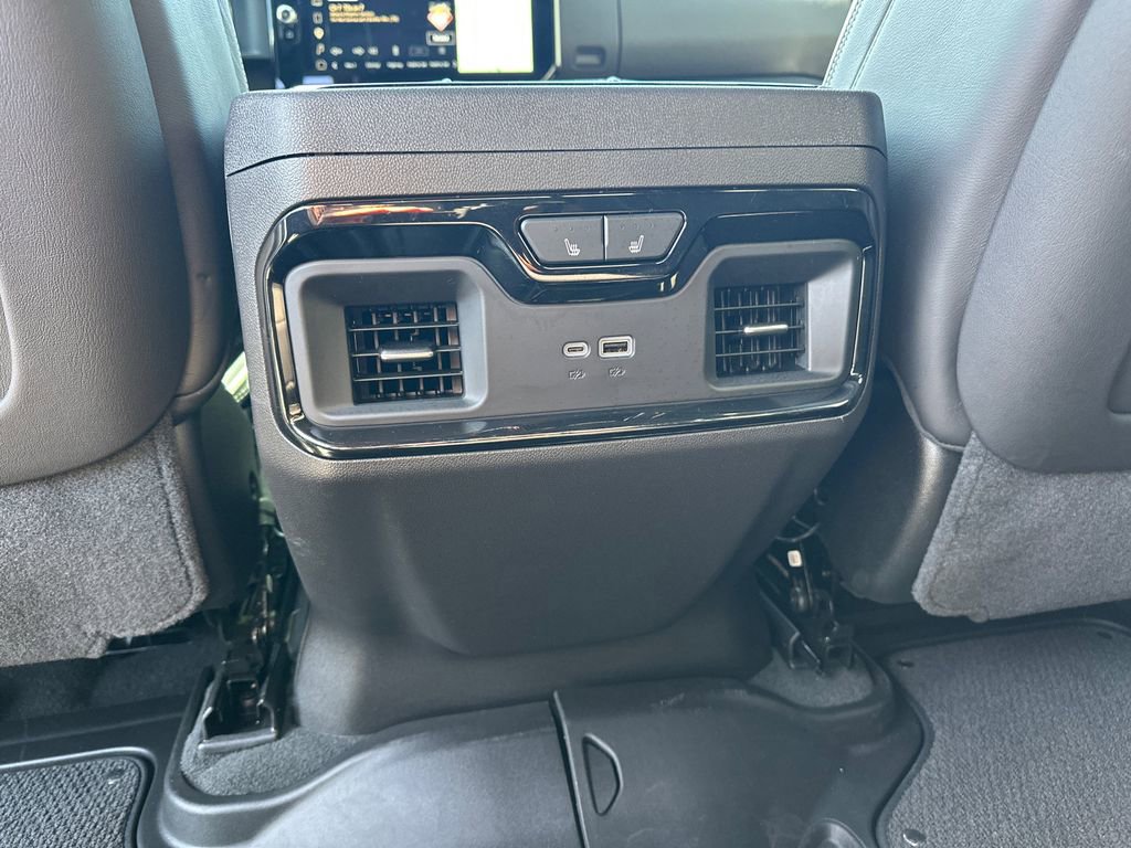 2025 GMC Sierra 1500 AT4X - Photo 23