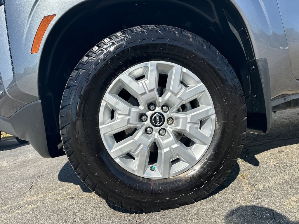 2022 Nissan Frontier SV - Photo 12