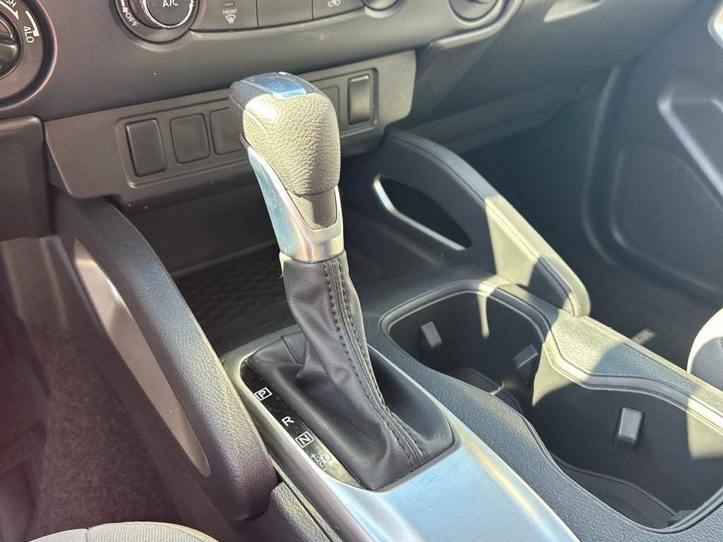 2022 Nissan Frontier SV - Photo 31