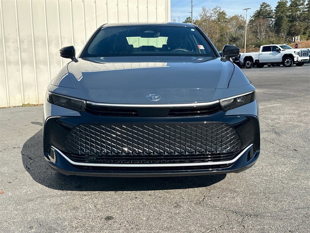 2026 Toyota Crown XLE photo 3