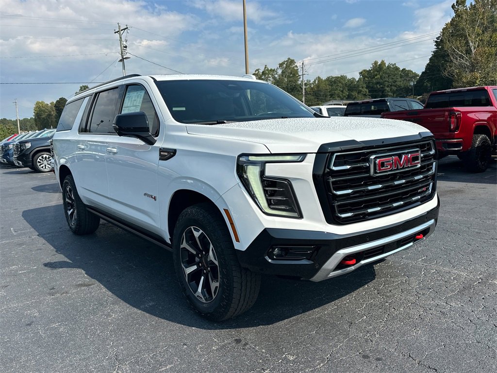 2026 Gmc Yukon XL AT4 photo 3