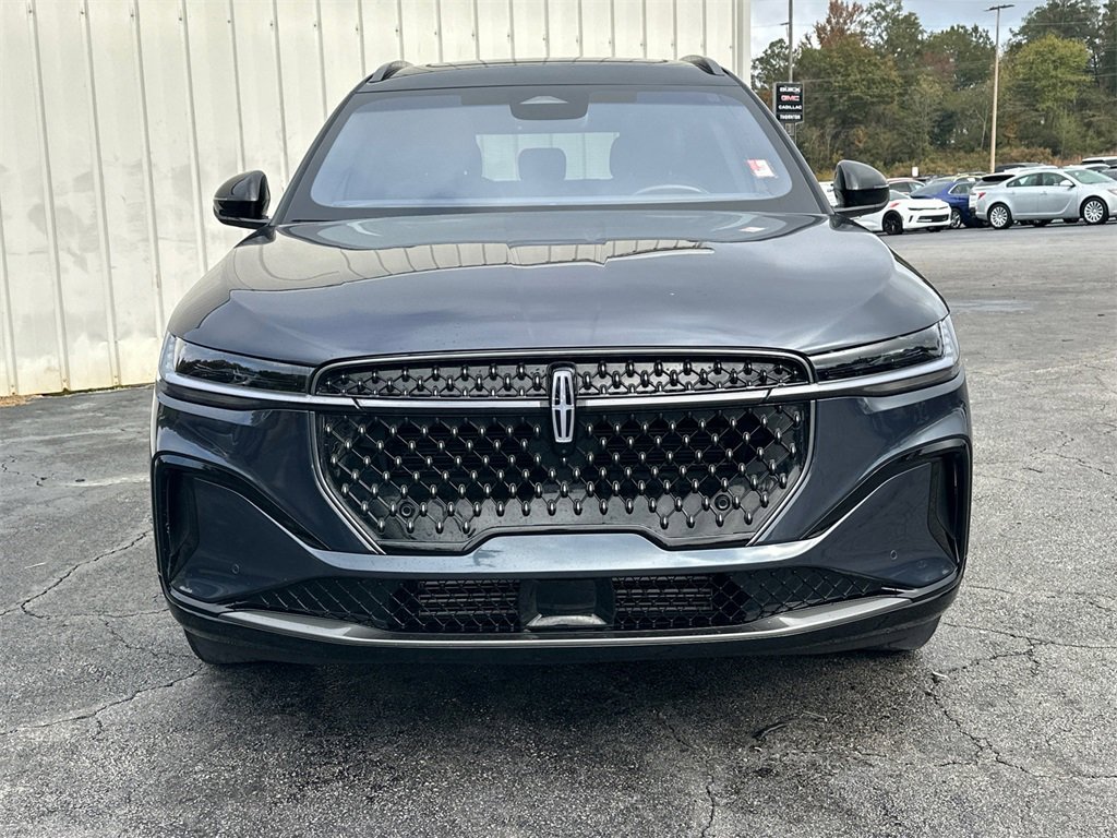 2024 Lincoln Nautilus Reserve photo 2