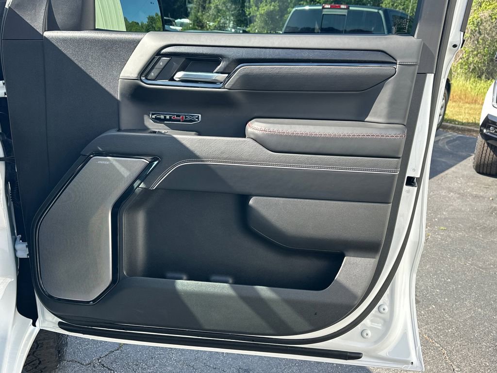 2025 GMC Sierra 1500 AT4X - Photo 15