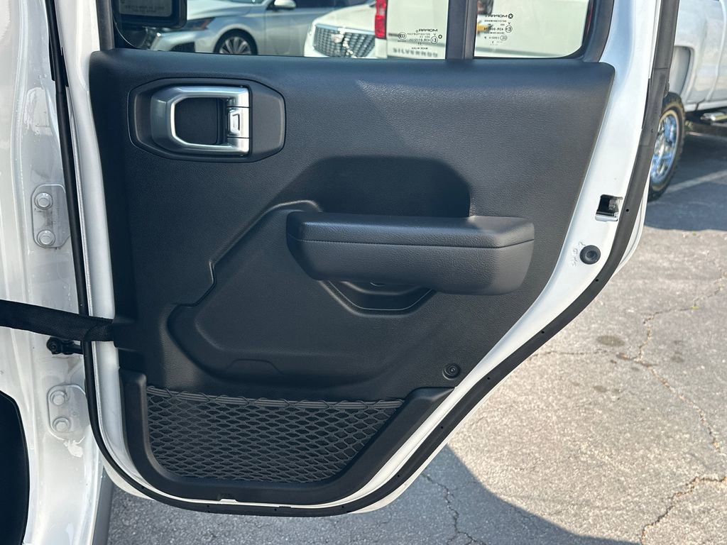 2023 Jeep Gladiator Mojave - Photo 17