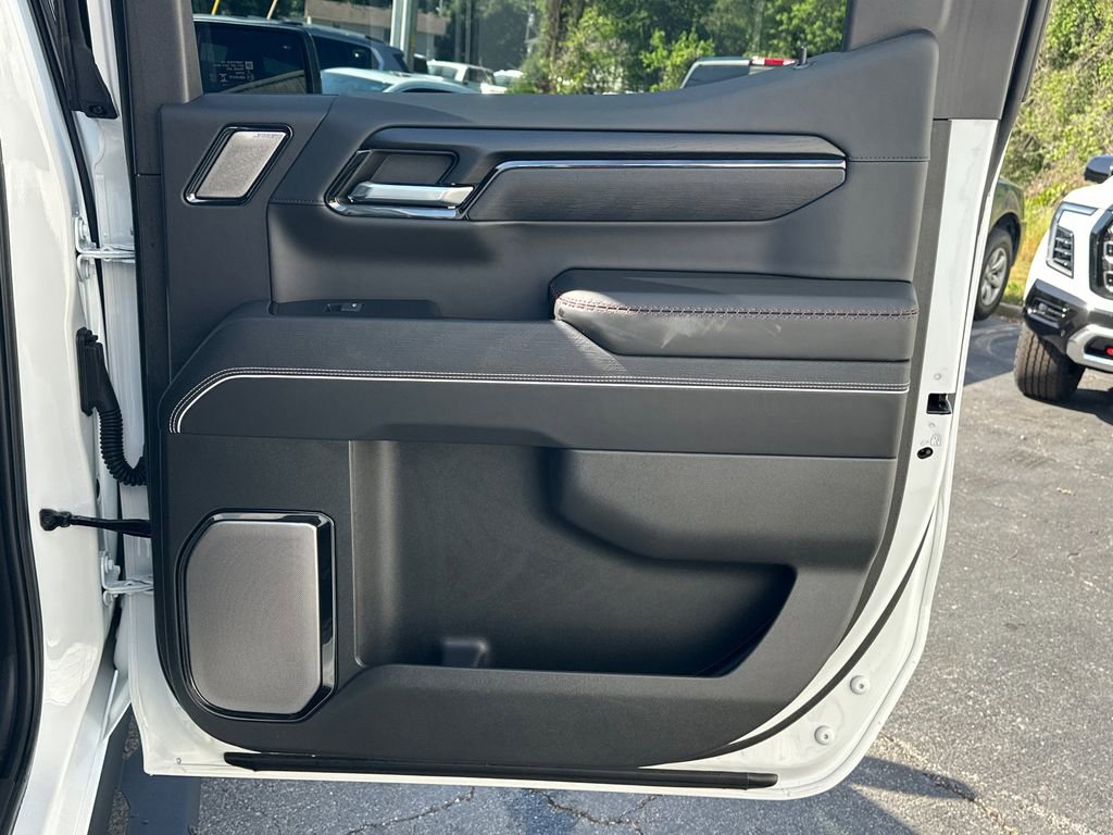 2025 GMC Sierra 1500 AT4X - Photo 17