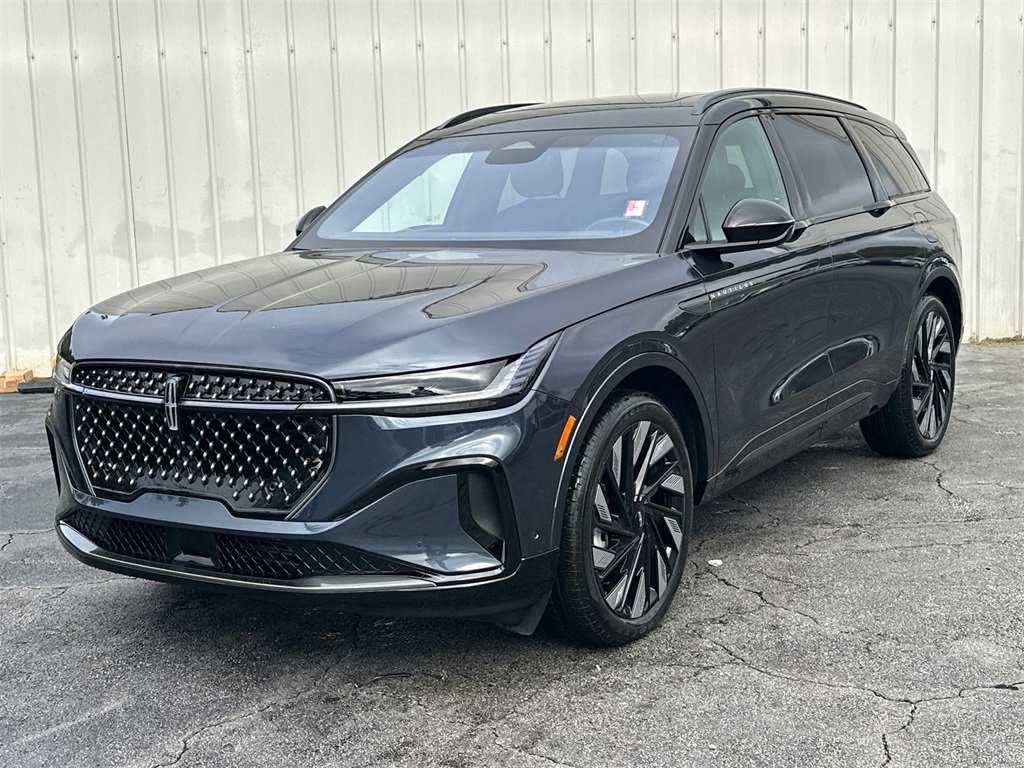 Used 2024 Lincoln Nautilus Reserve