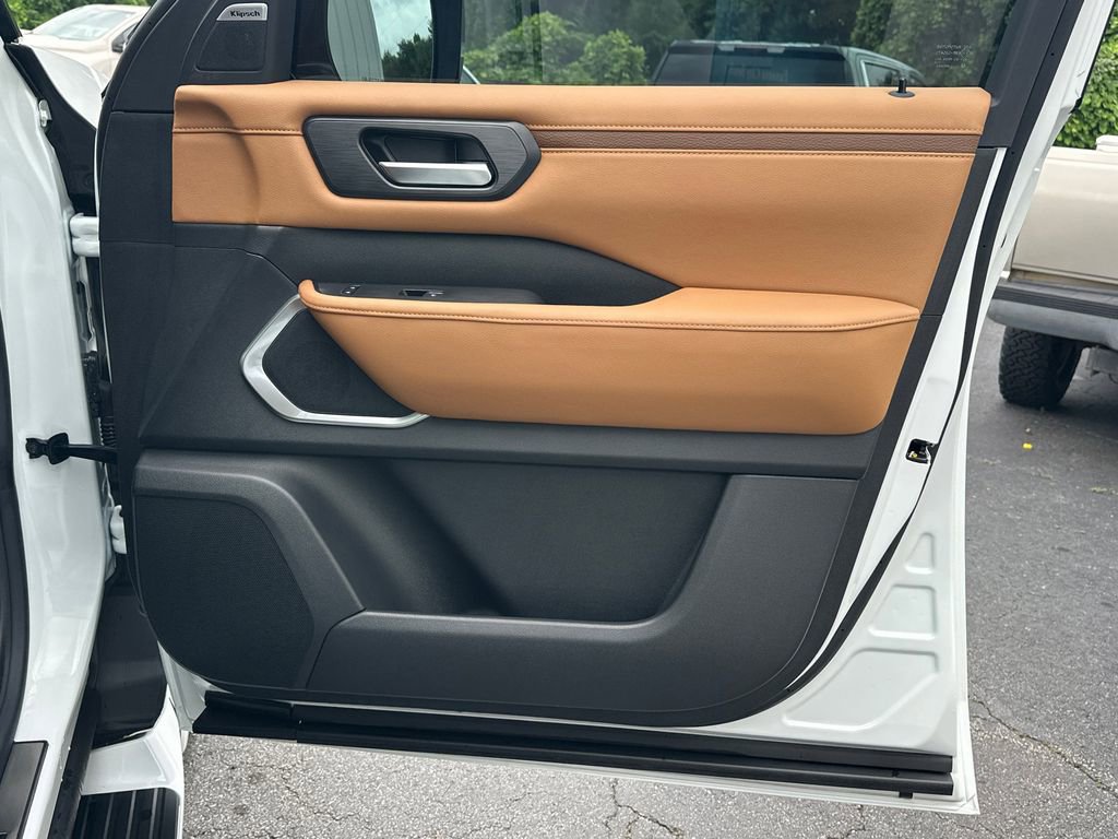 2026 Nissan Armada Platinum Reserve - Photo 15