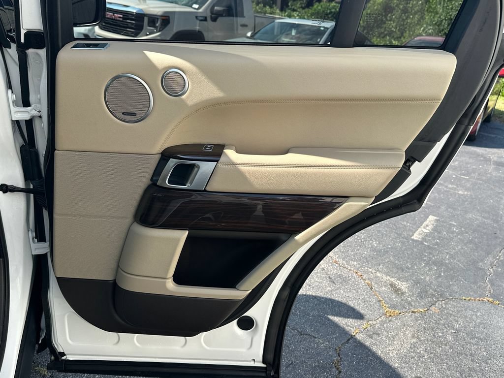 2017 Land Rover Range Rover Td6 - Photo 17